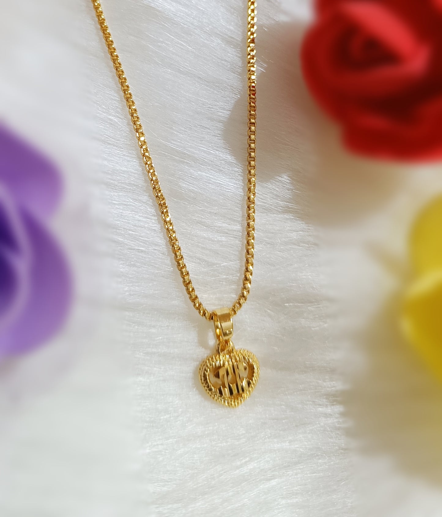 Dazzling Gold Plated Chain and Pendant Set